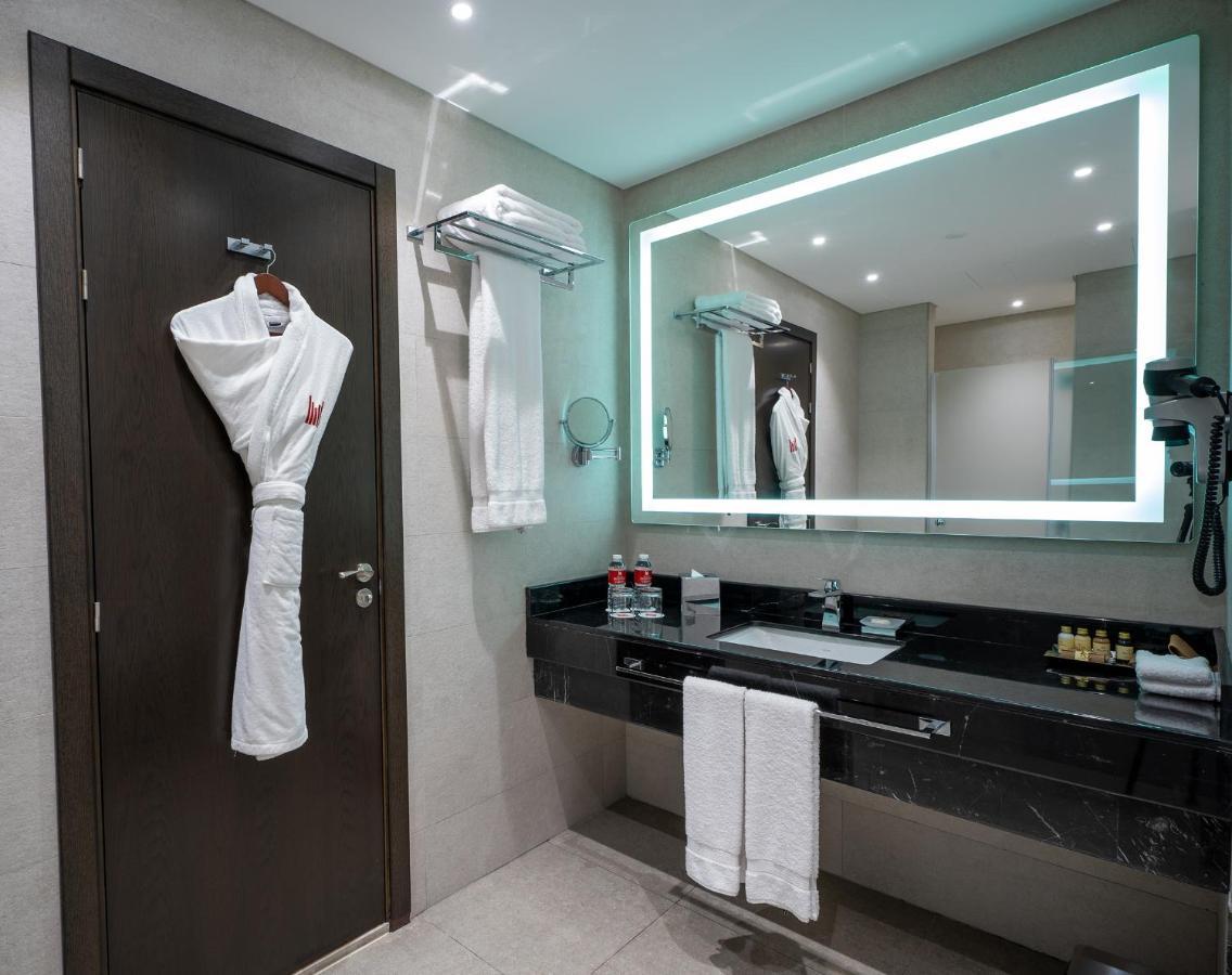 Grand Millennium Al Seef Basra Exterior photo